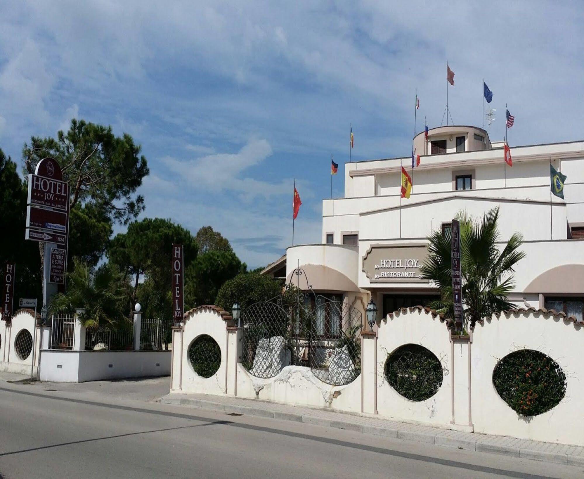 Hotel Joy Castel Volturno Exterior foto